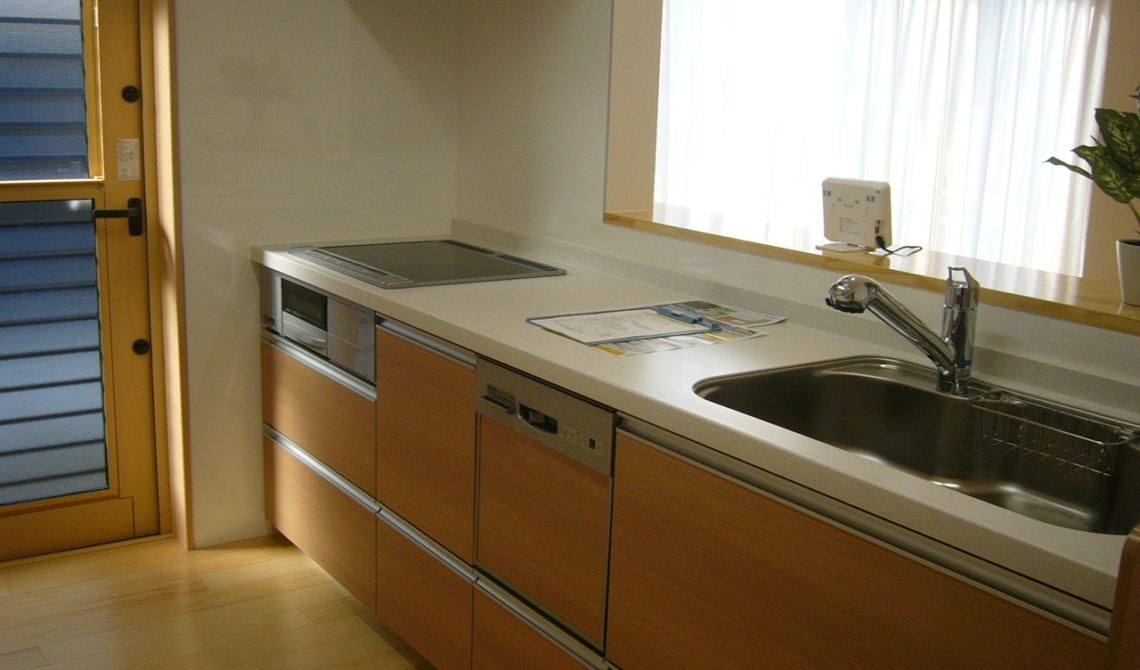 【賃貸中】小屋裏収納10.5帖のある　中古戸建住宅